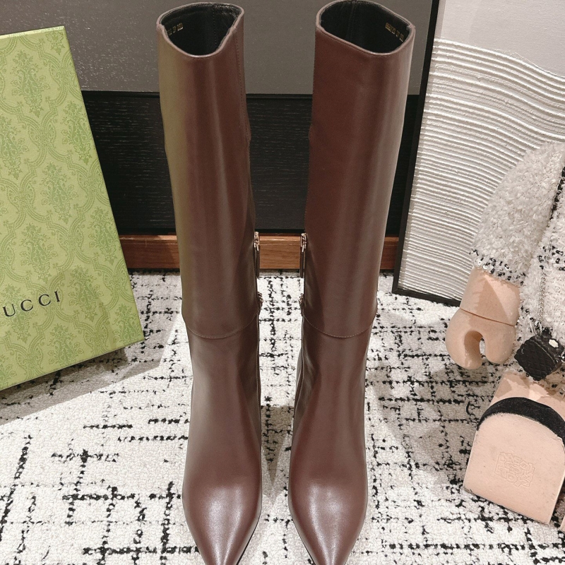 G*u*i boots